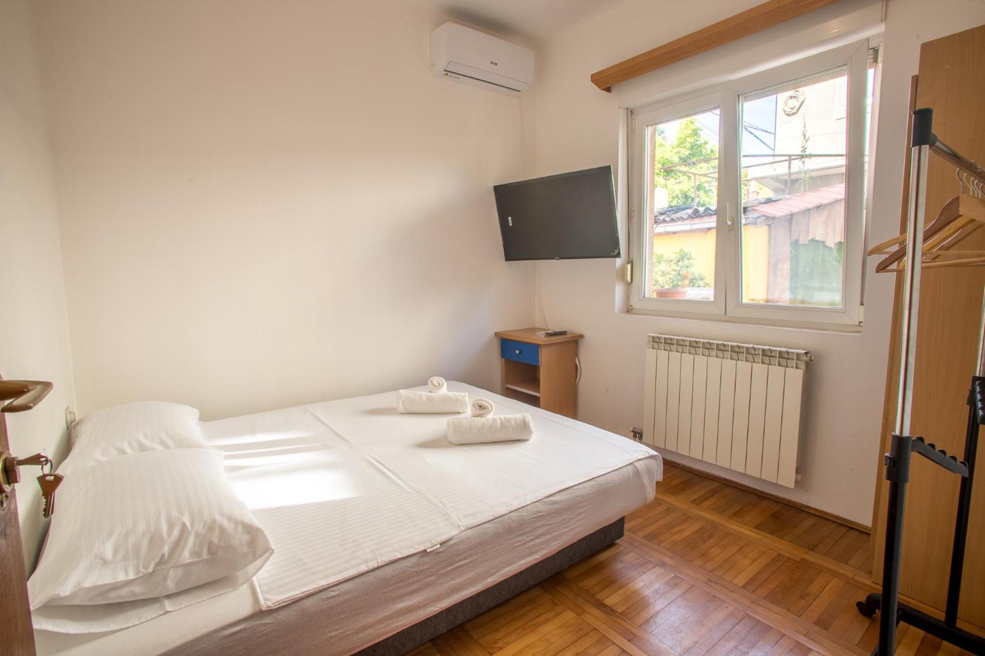 Late Story Lägenhet Podgorica Exteriör bild