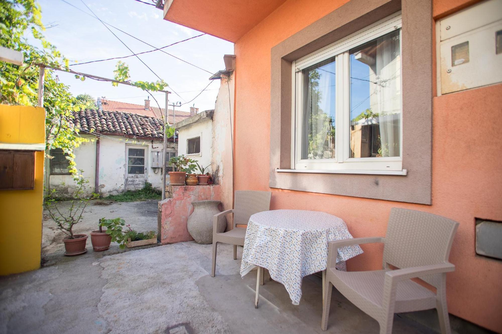Late Story Lägenhet Podgorica Exteriör bild